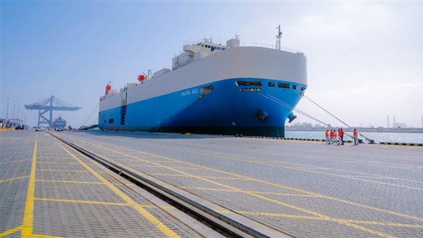 ميناء العين السخنة