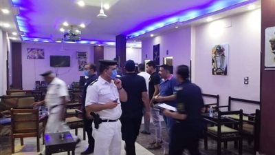 قبل مباراة مصر والكاميرون.. غلق مقاهي في الأقصر لمواجهة كورونا