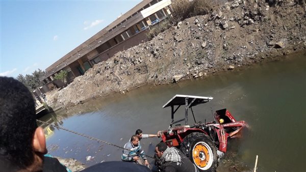 انقلاب جرار زراعي