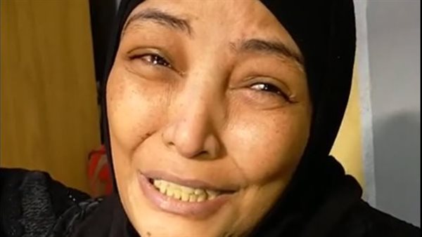 والدة الطفل