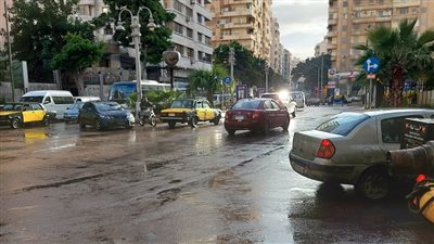 صرف الإسكندرية: سحب رعدية خلال ساعات و140 سيارة لنزح مياه الأمطار