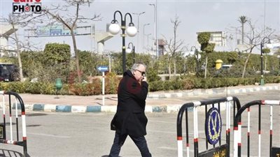 بحضور أشرف زكي.. تشييع جثمان الفنانة عايدة عبد العزيز من مسجد الشرطة │ بث مباشر