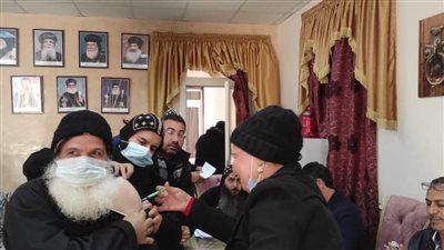 تطعيم رهبان دير الأنبا بيشوي بوادي النطرون بلقاح كورونا | صور
