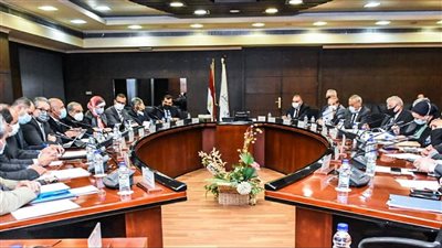 اجتماع 5 وزراء لوضع مخطط نقل الوفود خلال مؤتمر تغير المناخ بشرم الشيخ