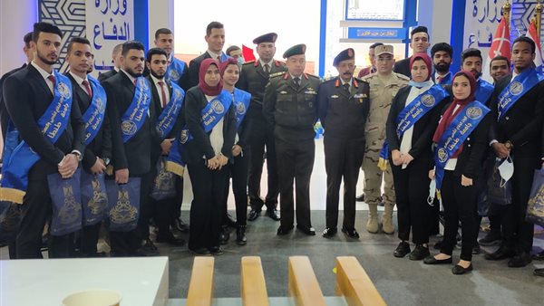 قافلة طلاب جامعة