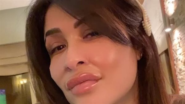 ياسمين عبد العزيز