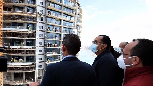 رئيس الوزراء يتفقد