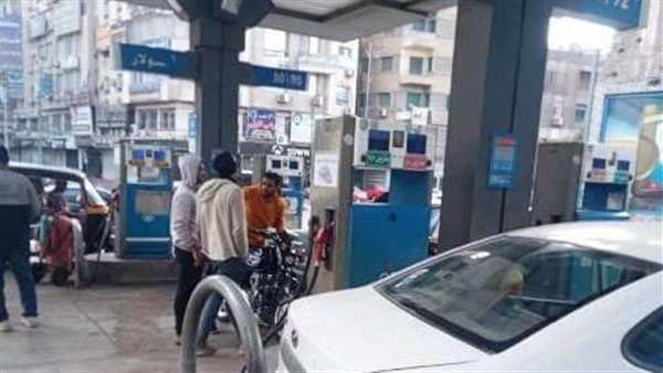 حملة على محطة وقود