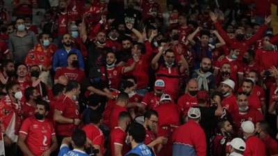 الأهلي يوفر تذاكر مجانية لجماهيره بالإمارات في مباراة الهلال السعودي