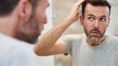 7 نصائح للرجال للعناية بفروة رأسك الدهنية في الصيف