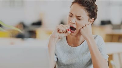 5 طرق للتغلب على إرهاق الصباح والشعور بالحيوية والنشاط طوال اليوم