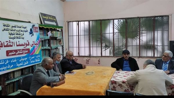 جانب من إحدى الندوات