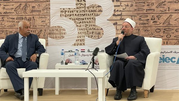 الدكتور شوقي علام