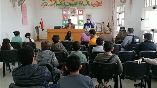 جانب من الندوة 