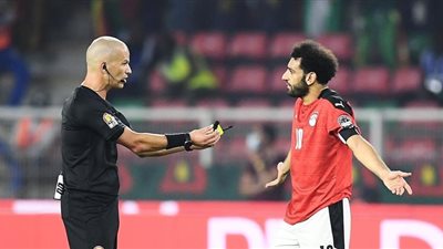 الحكم لـ محمد صلاح: تعالى أحكم أنت أحسن.. أبرز لقطات مباراة منتخب مصر والسنغال | فيديوجراف