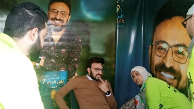 بناءً على طلب الجماهير.. أحمد يونس في آخر يوم بمعرض الكتاب | صور