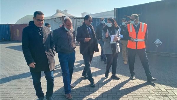 وفد وزارة المالية