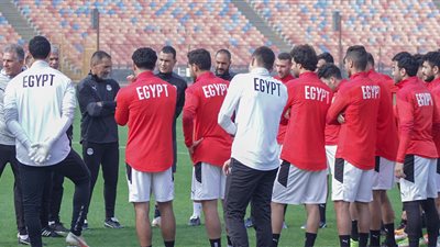 منتخب مصر يخوض مرانه الأول استعدادًا لمواجهة السنغال بحضور جمال علام