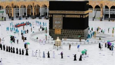 بث مباشر | السعودية تحدث إجراءات دخول المعتمرين والزوار للمملكة