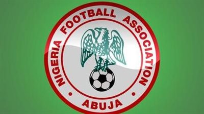 الاتحاد النيجيري يعلن استمرار إيجوافين مديرًا فنيًا للمنتخب وتعيين لاعب الزمالك السابق مساعدًا