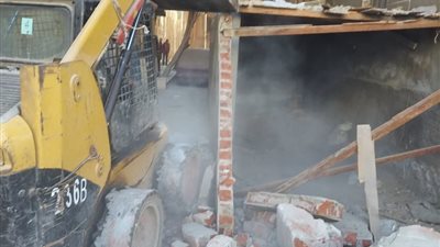 محافظ المنيا يوجه بإزالة تعدٍ بشارع عدلي يكن.. والوحدة المحلية تُنفذ