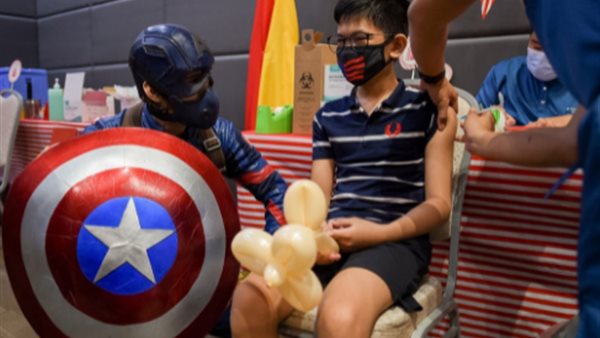 تطعيم الأطفال في