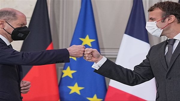 ماكرون وشولتز