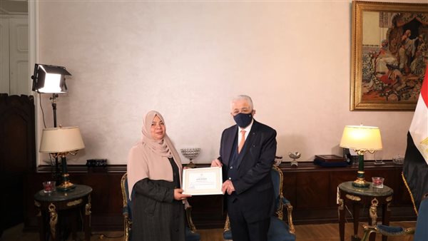 تكريم معلمة الدقهلية