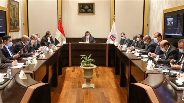 وزير الصحة وقيادات