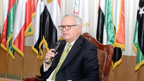 جانب من الندوة 