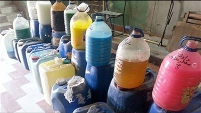 ضبط 1100 لتر صابون سائل وأعلاف مجهولة المصدر بسوهاج