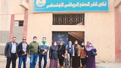 أسمنت حلوان تتبرع بماكينات خياطة لمواجهة البطالة في كفر العلو