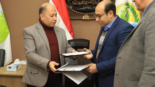 مياه أسيوط توقع اتفاقية