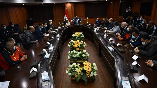 وزير الرياضة يكرم