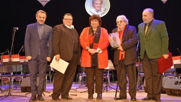 تكريم الفنان فاروق