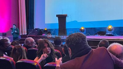 بعد تعافيها من أوميكرون.. الظهور الأول لنجلاء بدر في حفل افتتاح مهرجان الإسكندرية للفيلم القصير