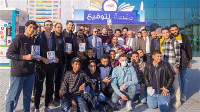 نجوم السوشيال ميديا يحتفون بـ عافر.. ورمزي عبد العزيز: معرض القاهرة مستواه عالمي