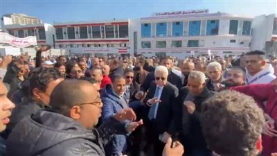 انتخابات الزمالك.. اشتباكات بالأيدي داخل النادي بالتزامن مع وصول مرتضى منصور | فيديو