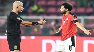 فيكتور جوميز يعلق على واقعته الشهيرة مع محمد صلاح في نهائي كأس أمم إفريقيا