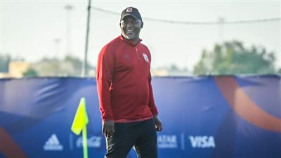 وكيل موسيماني: تم الاتفاق على جميع شروط تجديد التعاقد وننتظر رد الأهلي