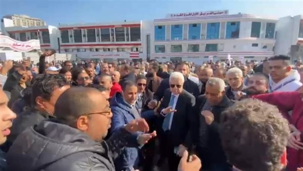 لحظة وصول مرتضى منصور