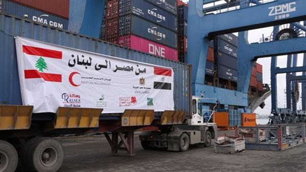 مساعدات مصرية إلى