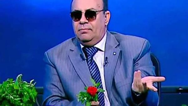 الدكتور مبروك عطية