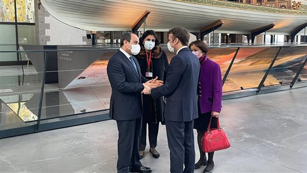 الرئيس السيسي يلتقي