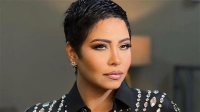 شيرين عبد الوهاب: أنا مش حامل وعندي انتفاخ في المعدة
