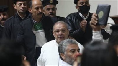 بث مباشر| بحضور حسن راتب وعلاء حسانين.. بدء محاكمة المتهمين في قضية الآثار الكبرى