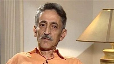 توافد المعزين على عزاء المخرج أحمد يحيى في مسجد الحامدية الشاذلية بالمهندسين | بث مباشر