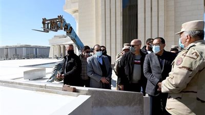 الحكومة: توجيه بإقامة حزام شجري حول المناطق المعرضة للرياح والرمال ومراعاة التنسيق العام