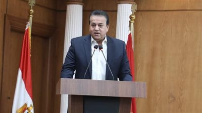وزير التعليم العالي يعتمد نتيجة الإعلان الموحد لخطة البعثات للعام 2021-2022