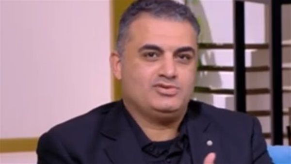 المذيع التليفزيوني